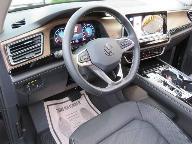 2024 Volkswagen Atlas SE