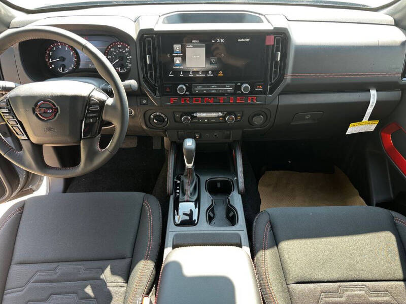 2025 Nissan Frontier PRO-4X