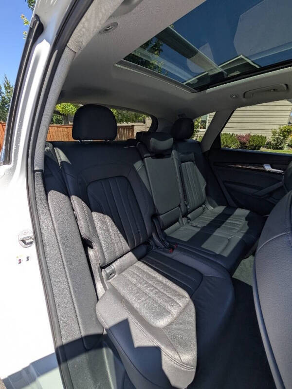 2018 Audi Q5 2.0T quattro Premium Plus