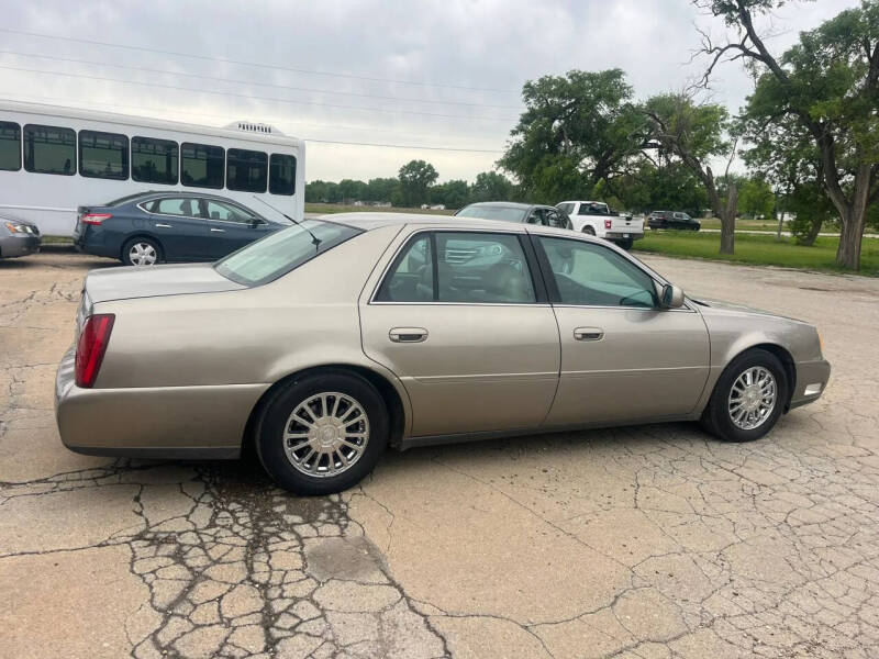 2004 Cadillac DeVille