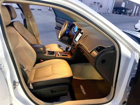 2012 Chrysler 300 C Luxury Series