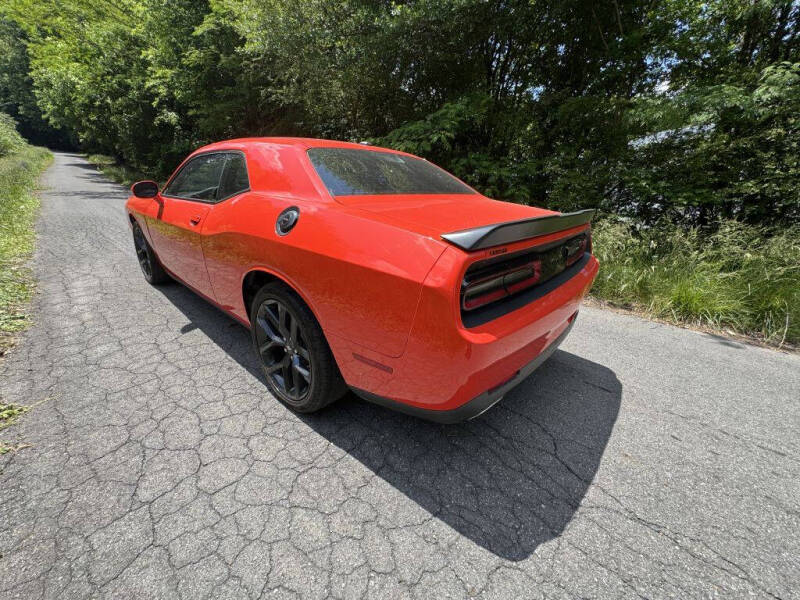2021 Dodge Challenger SXT