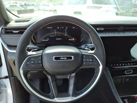 2026 Jeep Grand Cherokee Altitude