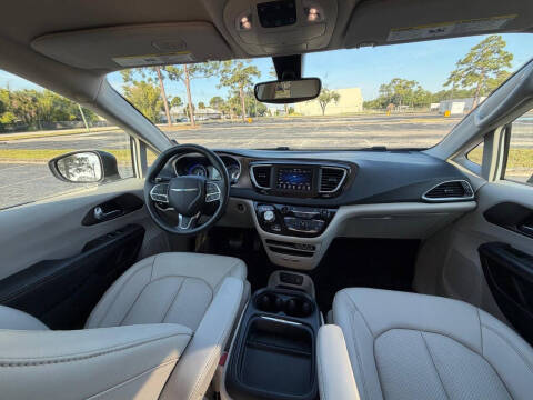 2021 Chrysler Voyager LXi