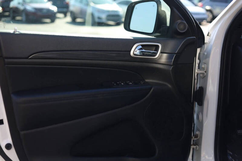 2020 Jeep Grand Cherokee