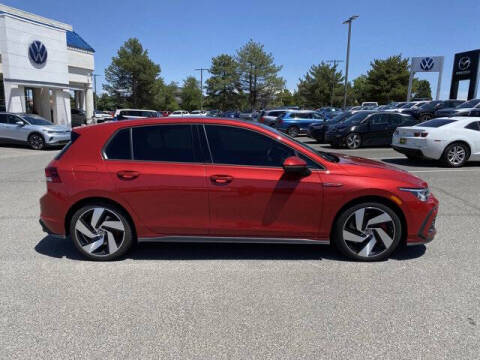 2023 Volkswagen Golf GTI SE