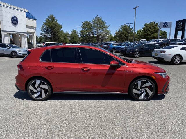 2023 Volkswagen Golf GTI SE