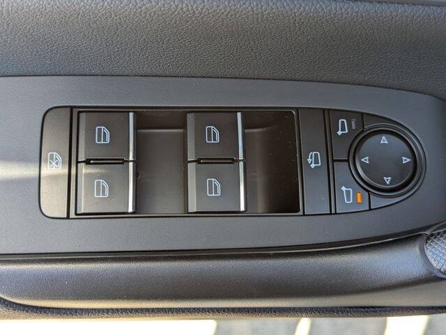 2025 Mazda CX-50 Hybrid Premium Plus