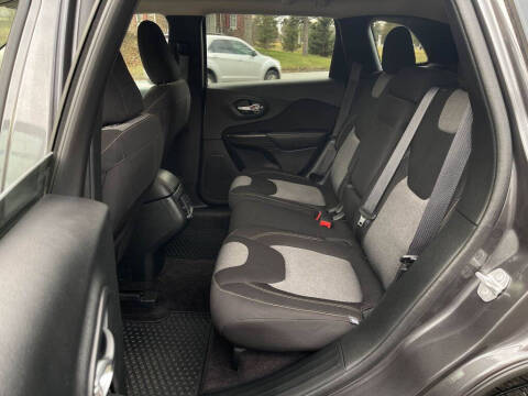 2016 Jeep Cherokee Sport Altitude