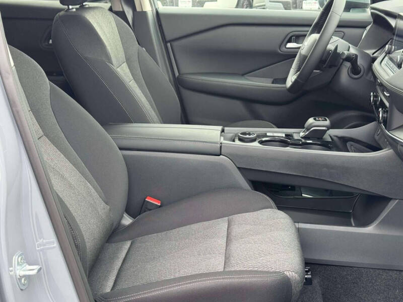 2026 Nissan Rogue SV - Photo 24