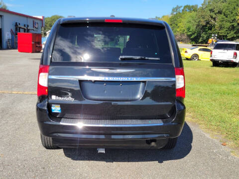 2014 Chrysler WHEELCHAIR VAN
