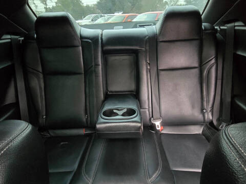 2015 Dodge Challenger R/T Plus