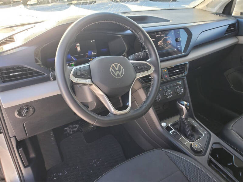 2022 Volkswagen Taos SE 4Motion