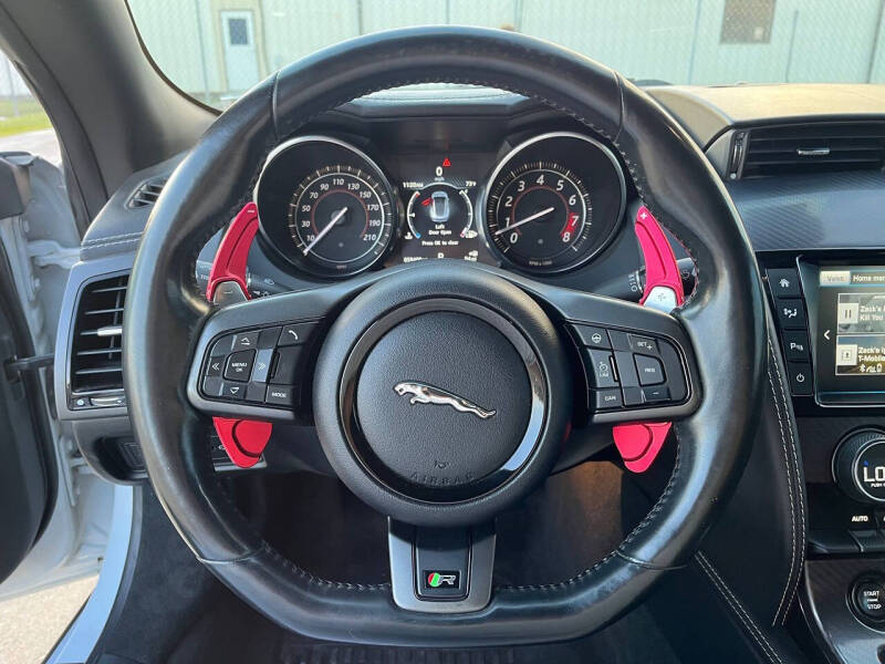 2016 Jaguar F-TYPE R