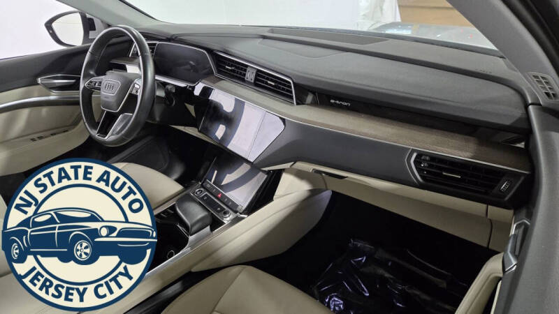 2022 Audi e-tron Sportback quattro Premium S line