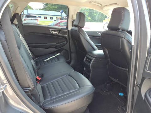 2022 Ford Edge SEL