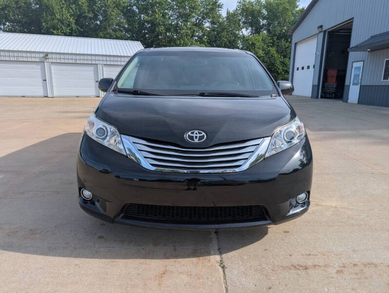 2011 Toyota Sienna Limited 7-Passenger