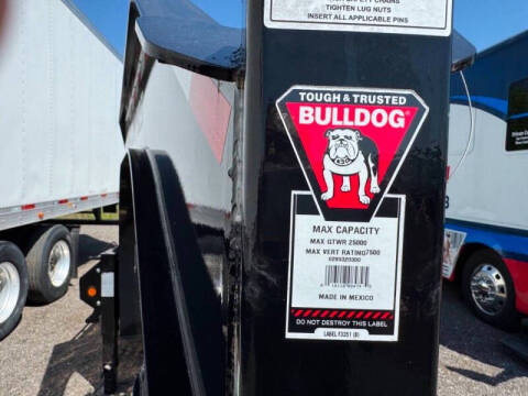 2023 PJ Trailers Gooseneck