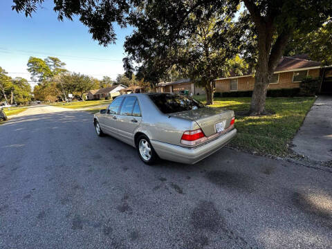 1997 Mercedes-Benz S-Class S 320 SWB