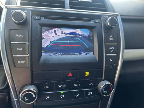 2017 Toyota Camry SE