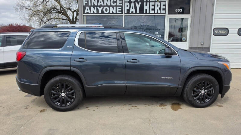 2019 GMC Acadia SLT-1