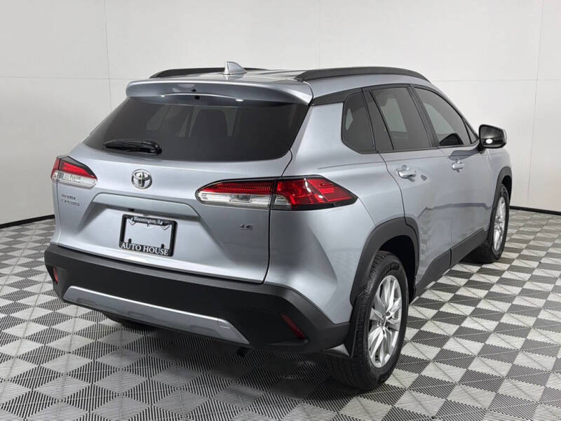 2024 Toyota Corolla Cross LE