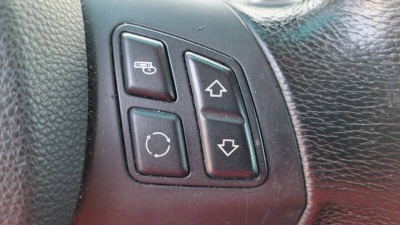 2006 BMW 3 Series 325xi