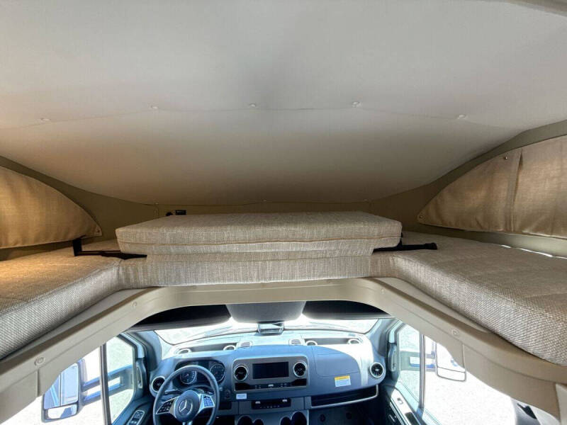 2025 Mercedes-Benz Sprinter 4500