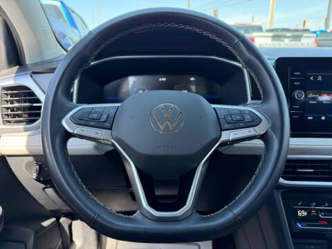 2025 Volkswagen Taos SE