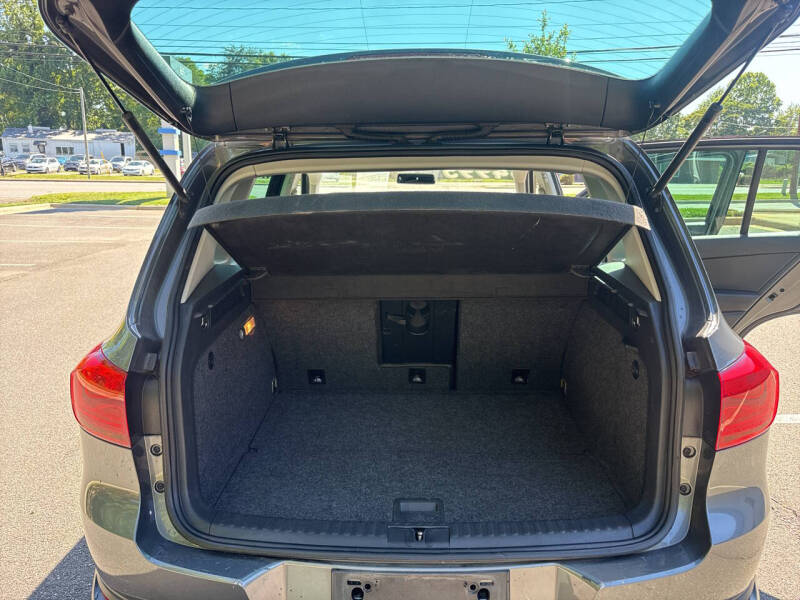 2015 Volkswagen Tiguan SEL