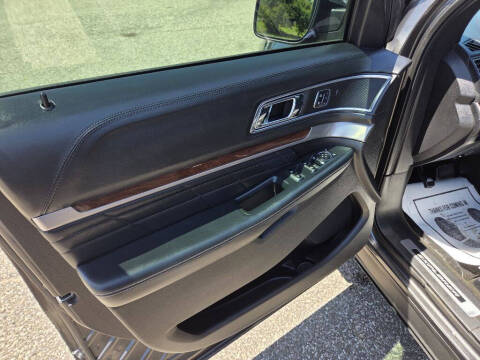 2017 Ford Explorer Platinum