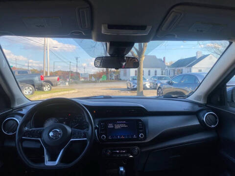 2021 Nissan Kicks SV