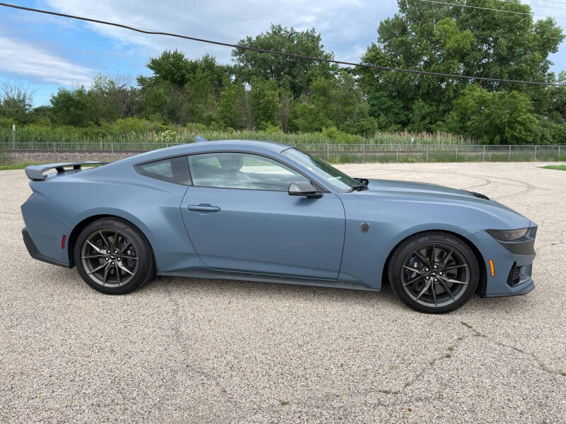 2025 Ford Mustang Dark Horse