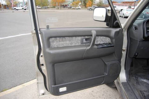 2001 Isuzu Trooper LS