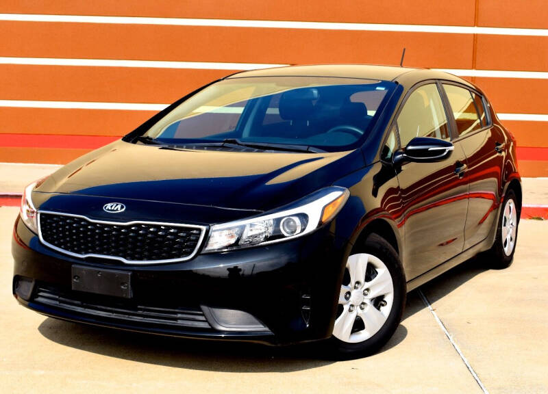 2016 Kia Forte5 for sale at Auto Hunters in Houston TX