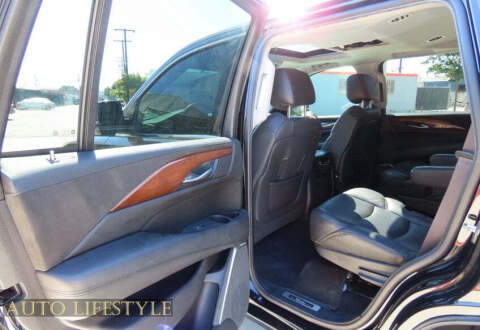 2017 Cadillac Escalade Luxury