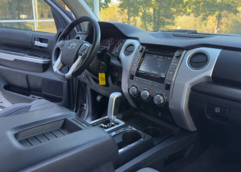 2016 Toyota Tundra SR5