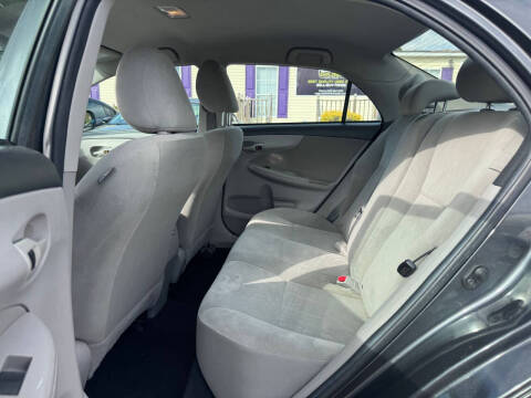 2012 Toyota Corolla LE