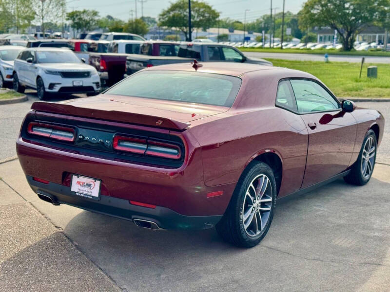 2019 Dodge Challenger SXT