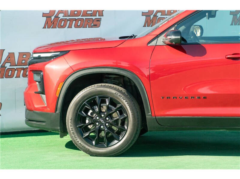 2024 Chevrolet Traverse LT