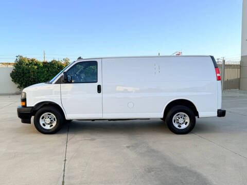 2021 Chevrolet Express 2500