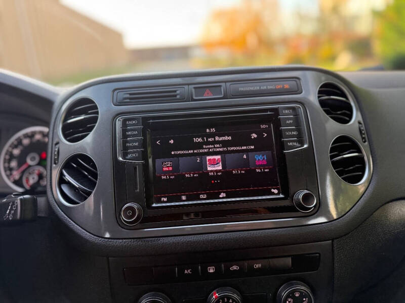 2017 Volkswagen Tiguan 2.0T Limited S 4Motion