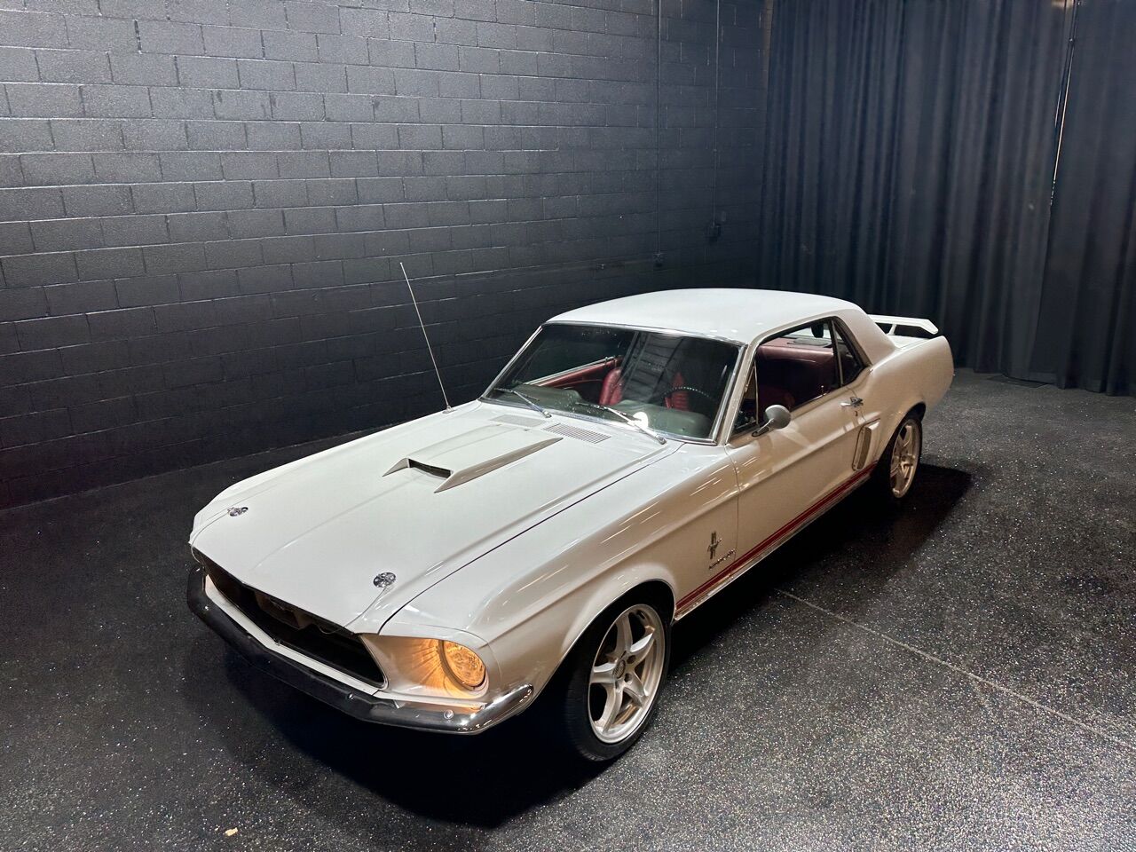1967 Ford Mustang 16