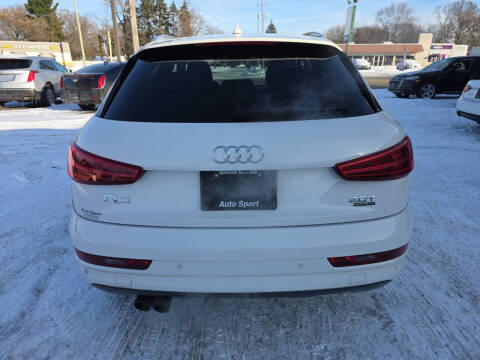 2017 Audi Q3 2.0T quattro Premium