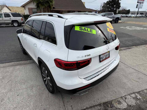 2022 Mercedes-Benz GLB GLB 250 4MATIC