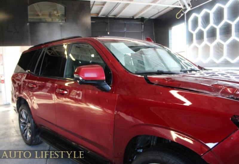 2023 Cadillac Escalade Sport