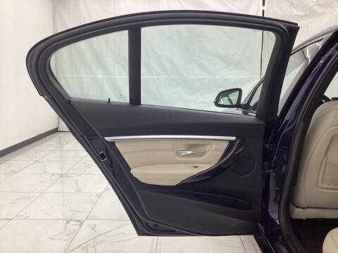 2016 BMW 3 Series 328i