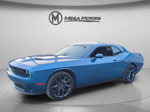 2022 Dodge Challenger SXT