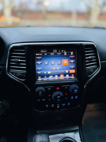 2017 Jeep Grand Cherokee Altitude