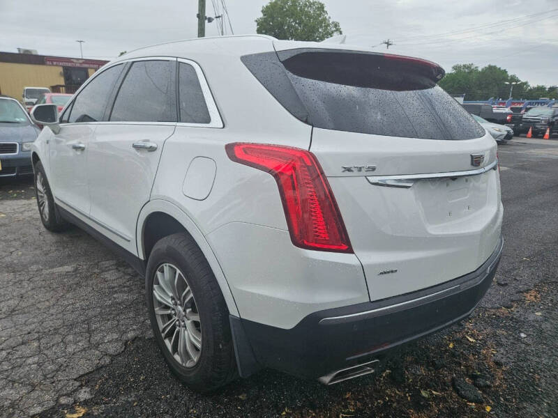 2017 Cadillac XT5 Luxury